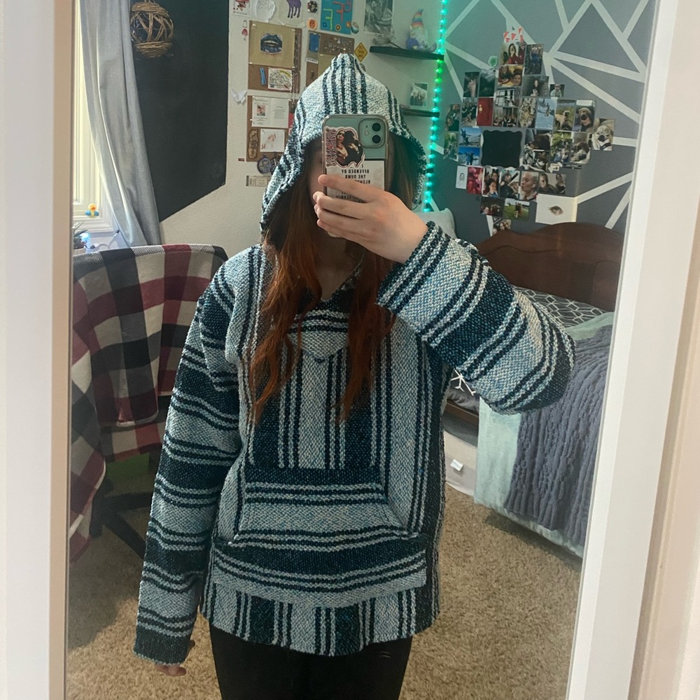 Women’s Medium Iguana Jack Baja Hoodie